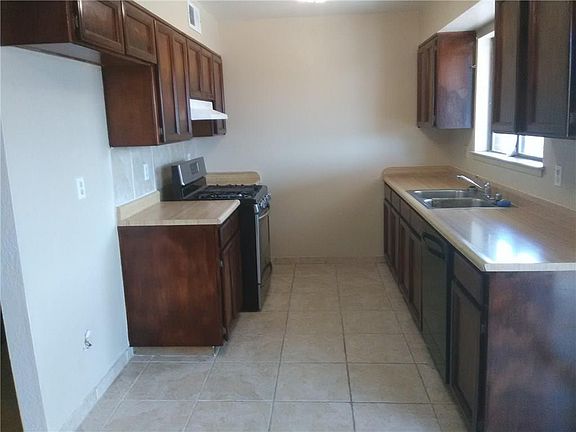 2nd image of 220 Alvarez Dr