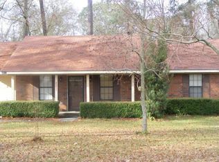 3217 Sylvester Dr, Moultrie, GA 31768