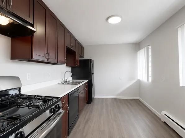 1545 N Moline St APT 3, Aurora, CO 80010
