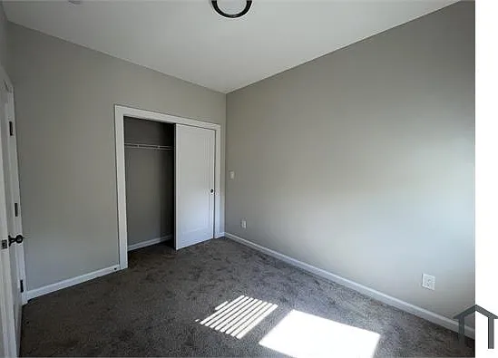 2 bed, 529 sqft, $3,400 — Photo 2