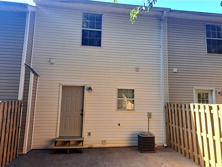 27 Corinth Rd — Photo 24