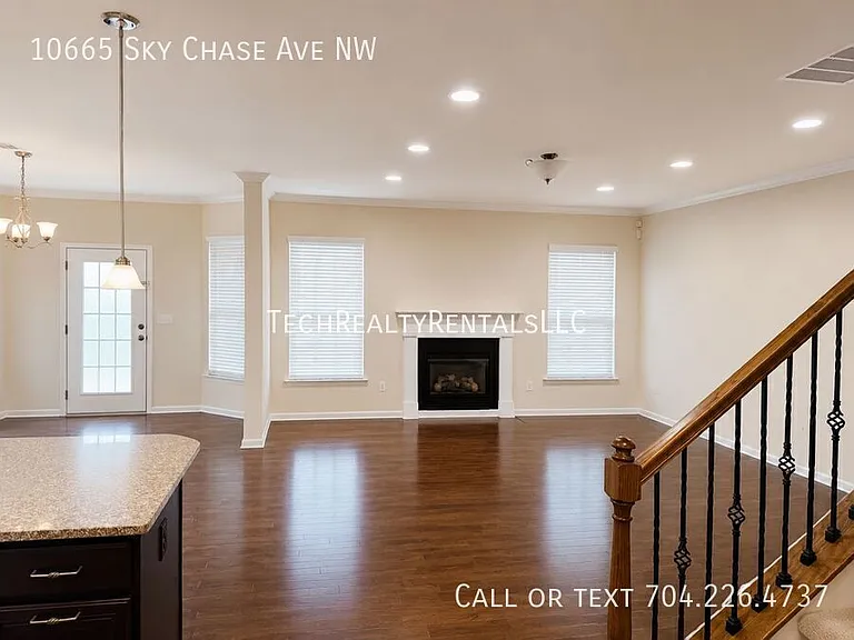 10665 Sky Chase Ave NW — Photo 7