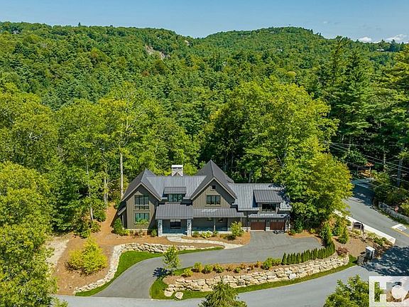 3rd image of 33 Sanctuary Ridge Road