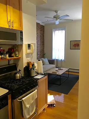 Rented by Citi Habitats | media 22