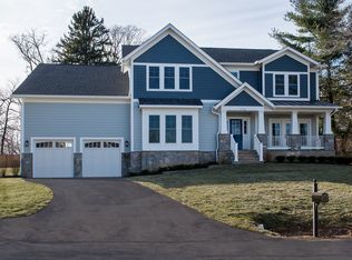 1716 Drewlaine Dr, Vienna, VA 22182