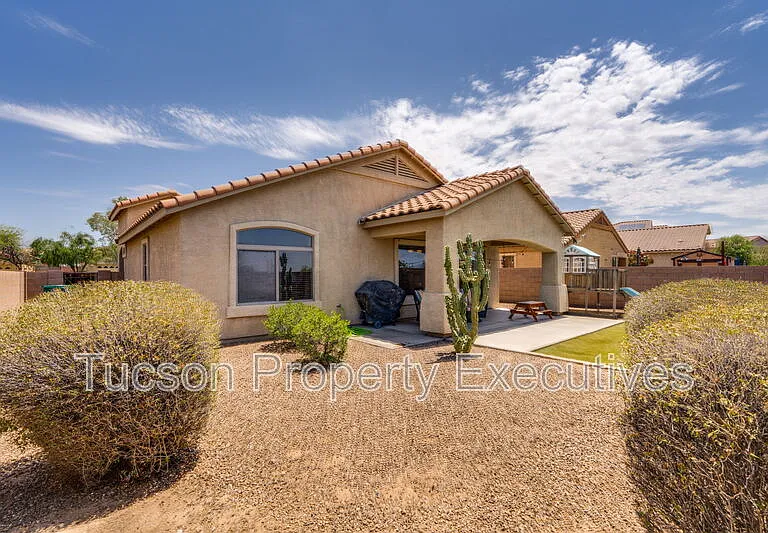 11655 W Stone Hearth St — Photo 40