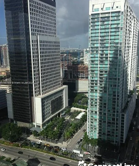 495 Brickell Ave — Photo 7