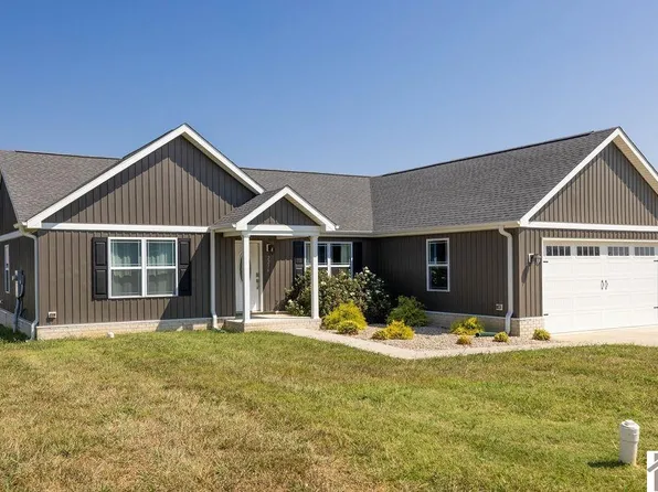 2216 Traci Dr, Murray, KY 42071