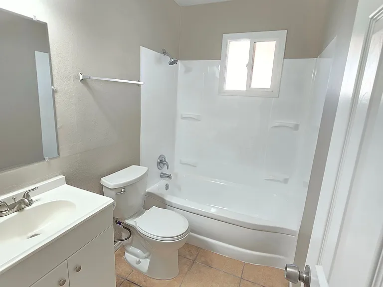 2019 N 49th St #2 — Photo 17