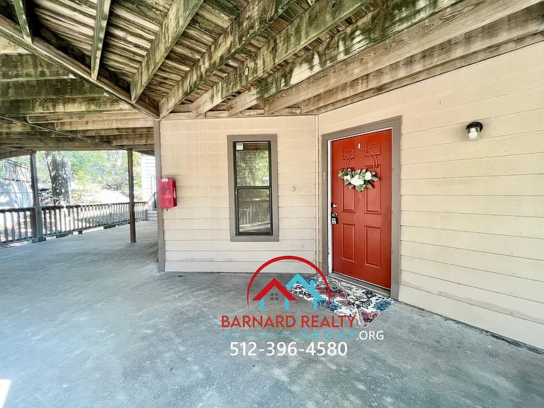 402 Fredericksburg St — Photo 19