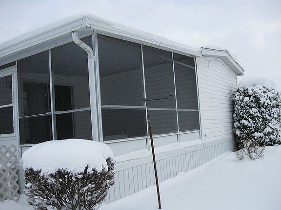 4th image of 7683 Quail Run East SE