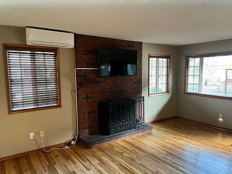 3508 Grant St — Photo 6