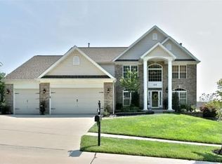 1012 Stone Spring Ct, Eureka, MO 63025