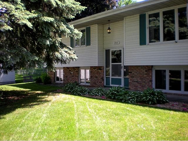 1st image of 1903 Sibley Ct
