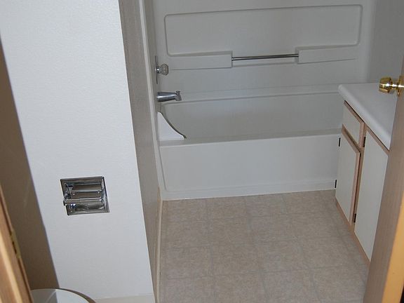 2nd image of 3400 NE 66th Ave #C2