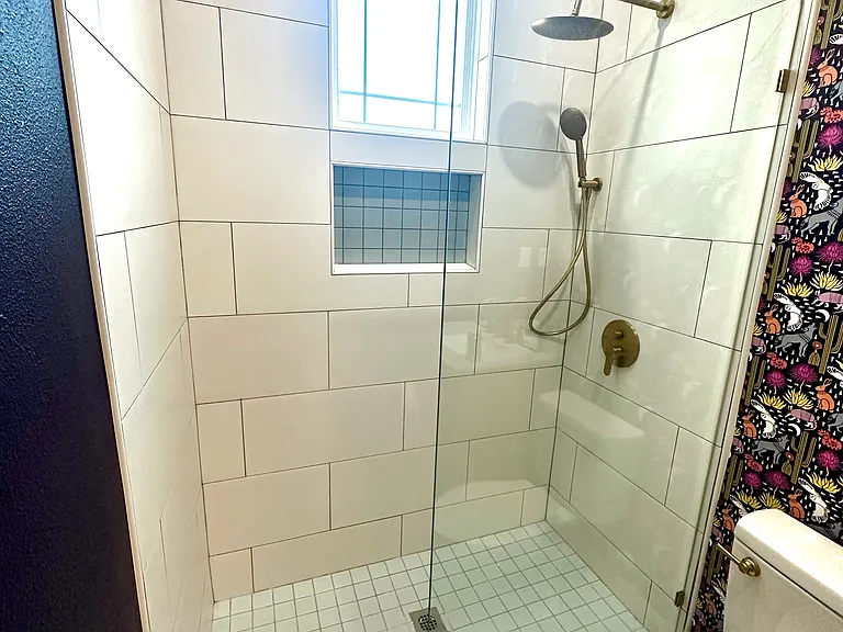 1019 Steves Ave #1 — Photo 8