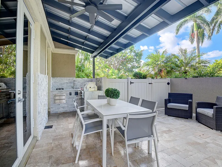 921 Osceola Dr #4 — Photo 8