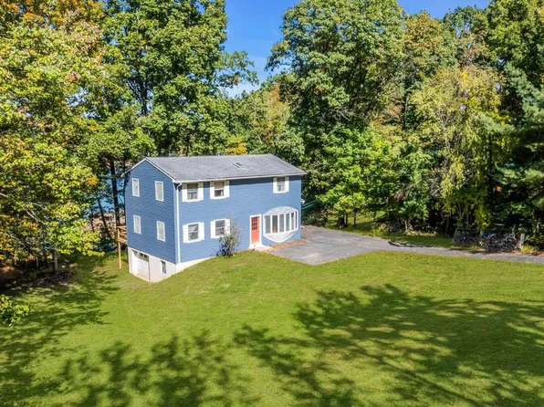 2635 W Wynonah Dr, Auburn, PA 17922