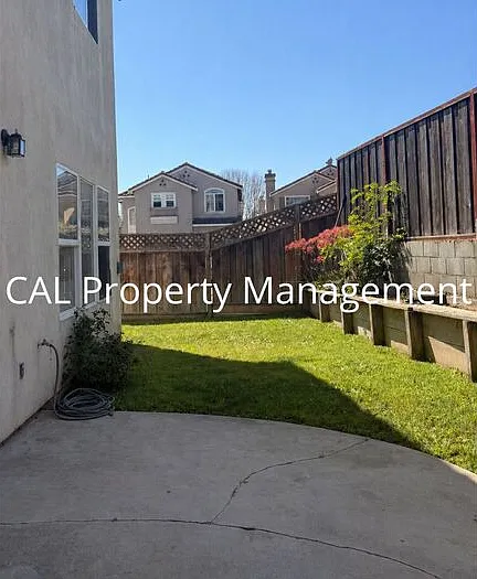 1159 Cobblestone St — Photo 15