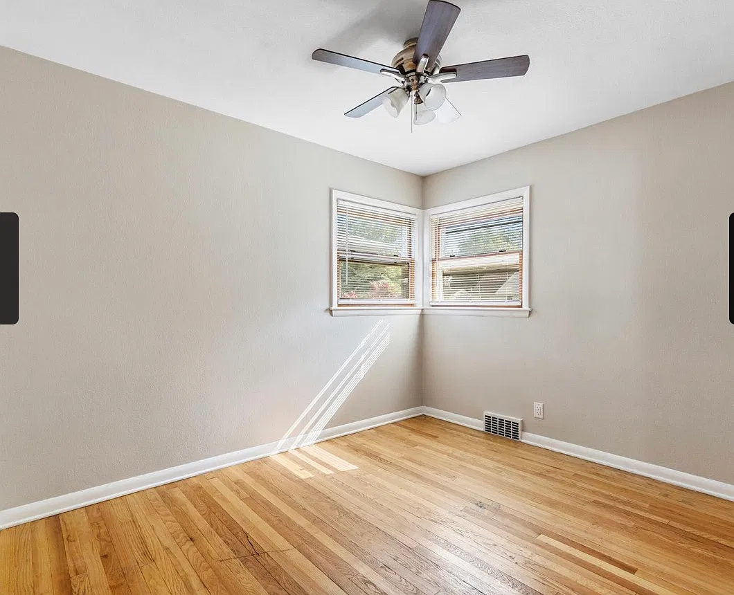 3 bed, 1437 sqft, $2,500 — Photo 3