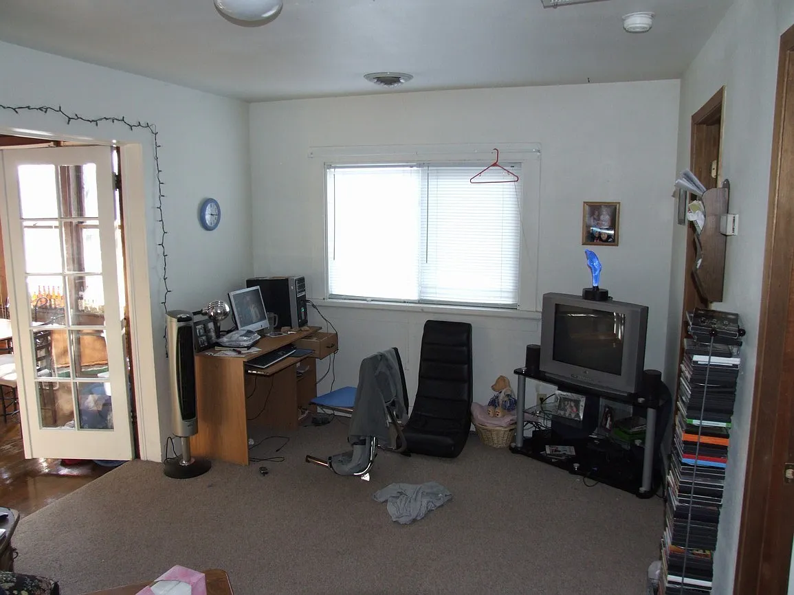 2 bed, 720 sqft, $820 — Photo 3