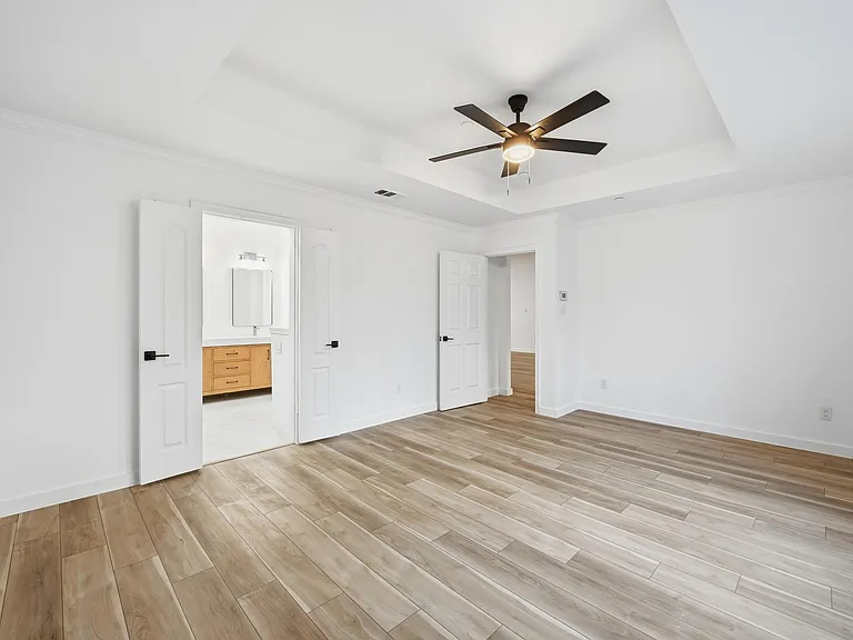 2216 Paige Ct — Photo 10
