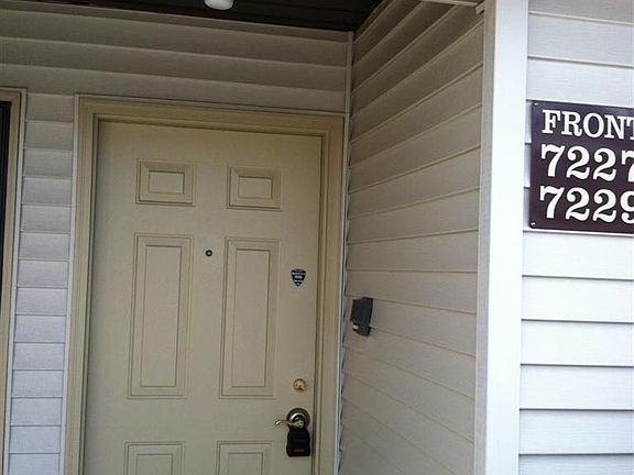 2nd image of 7227 Channing Ln Unit 7227