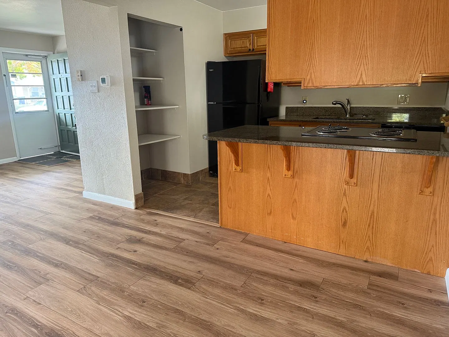 2 Bedroom Available Now — Photo 4