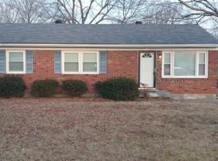 9709 Lower River Rd, Louisville, KY 40272