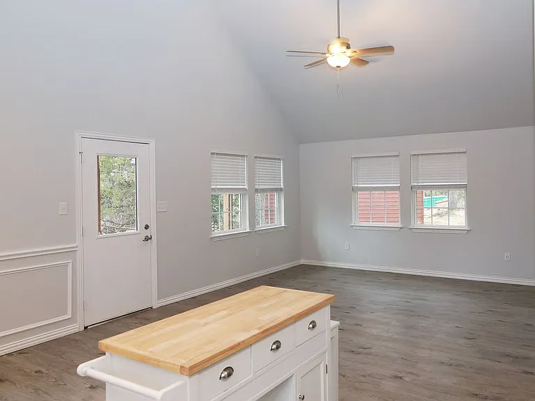 7311 Farm To Market Rd #1886-103 — Photo 5