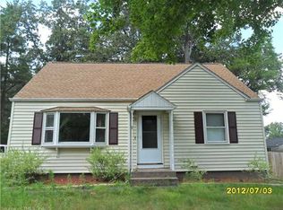 4 Clear St, Enfield, CT 06082