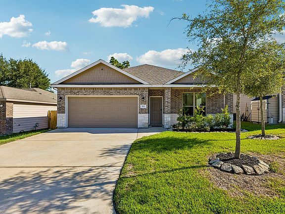 5th image of 802 Lovebug Ln