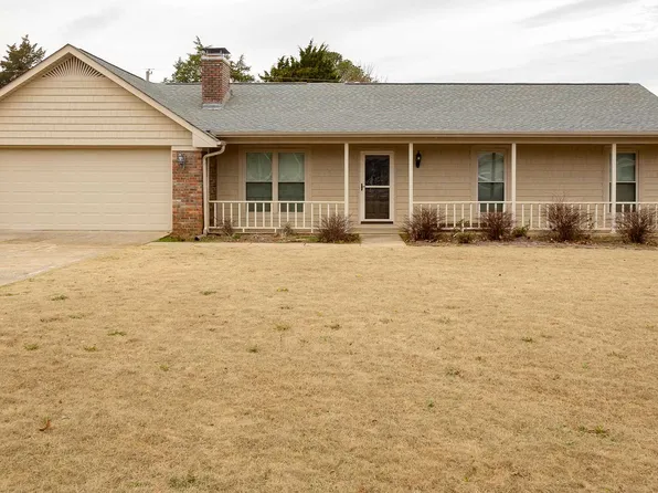 603 Hickory Ave, Muscle Shoals, AL 35661