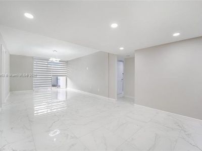 10000 NW 80th Ct APT 2102, Hialeah Gardens, FL, 33016