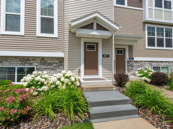 839 Roselyn Dr, Victoria, MN 55386