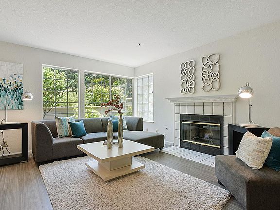 5th image of 81 Cityview Dr