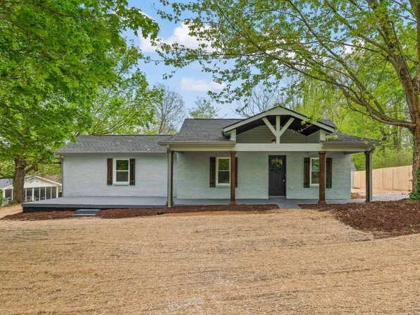 106 Martin St, Charlotte, TN 37036