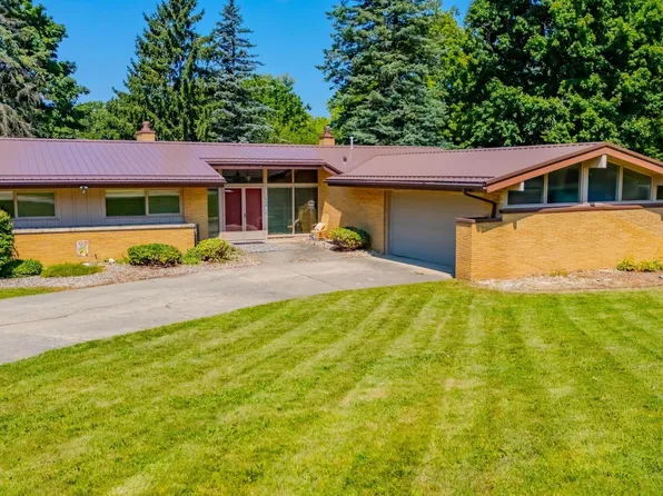 634 Valley Brook Ln, Wabash, IN 46992