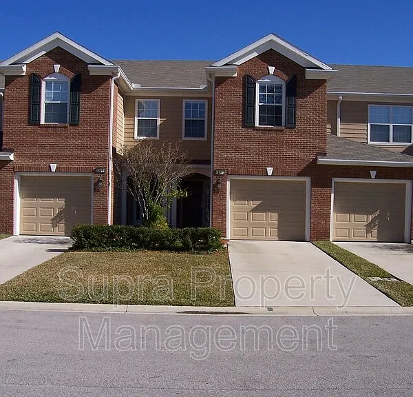 13292 Stone Pond Dr — Photo 1