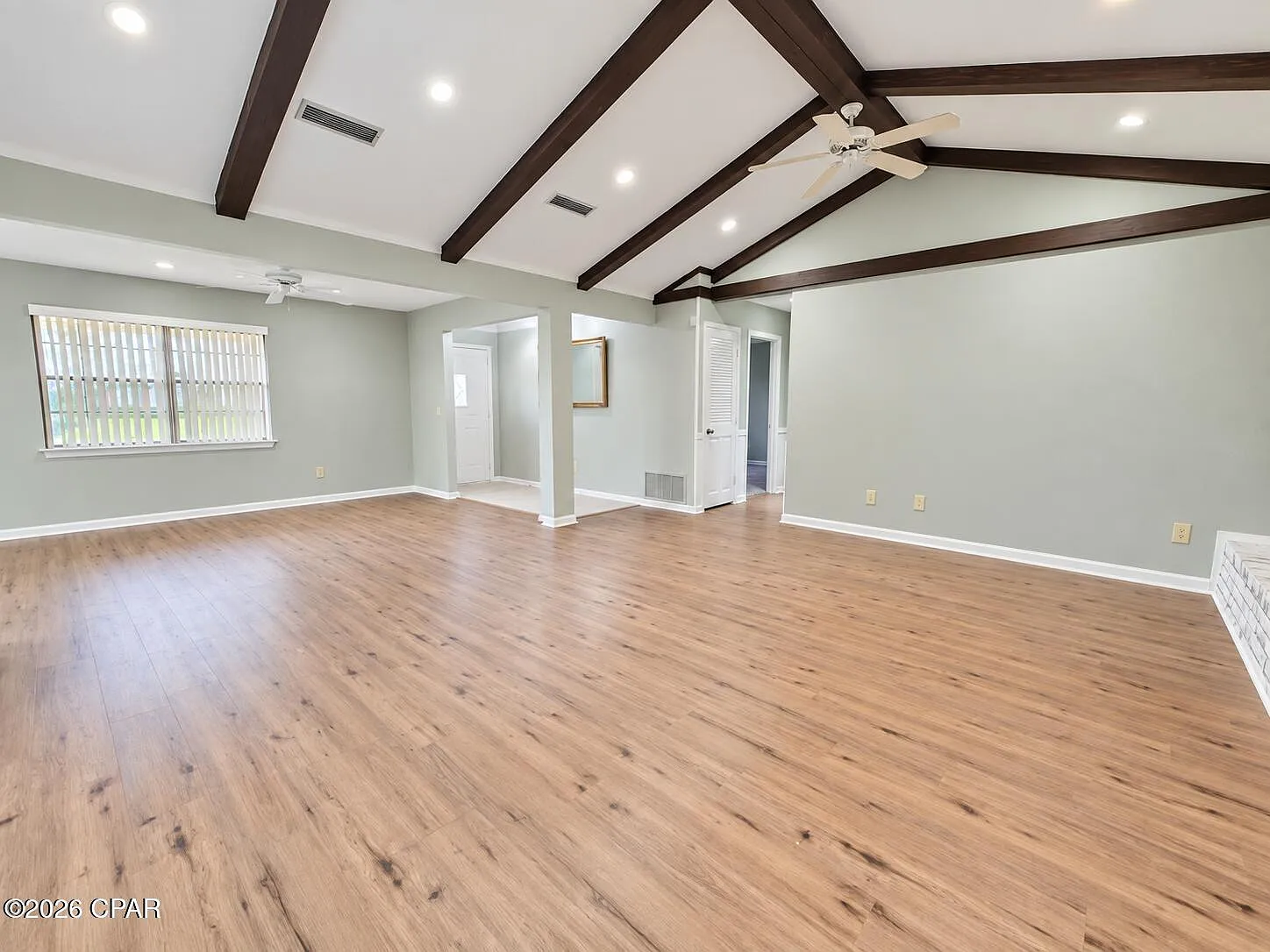 3 bed, 1863 sqft, $2,100 — Photo 4