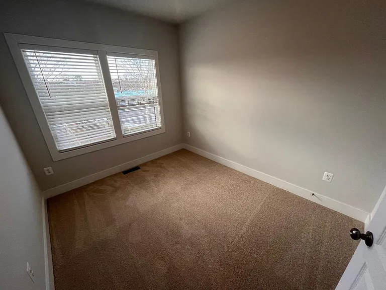 423 Burden Dr #1 — Photo 12