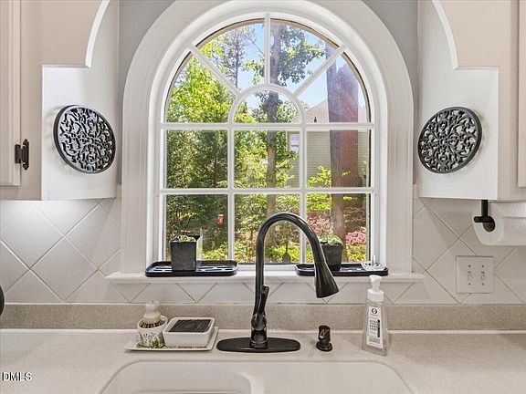 4th image of 101 Kiawah Dr
