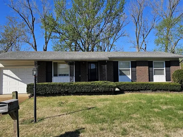 1915 Key West Dr, Arnold, MO 63010