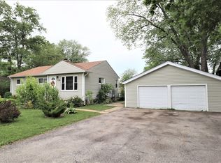 1129 N Yale Ave, Villa Park, IL 60181
