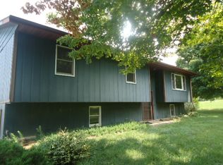 1420 Hall Church Rd, Makanda, IL 62958