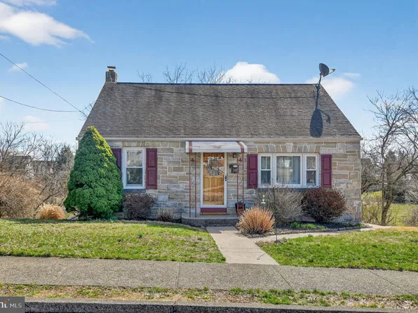 548 Belmont St, Pottstown, PA 19464