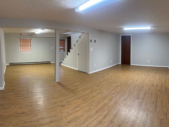 4th image of 755 Highland Ave