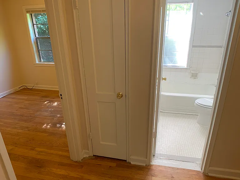 1661 Valley Ave — Photo 33