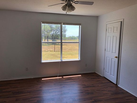 2nd image of 208 Meadowview Ln APT D