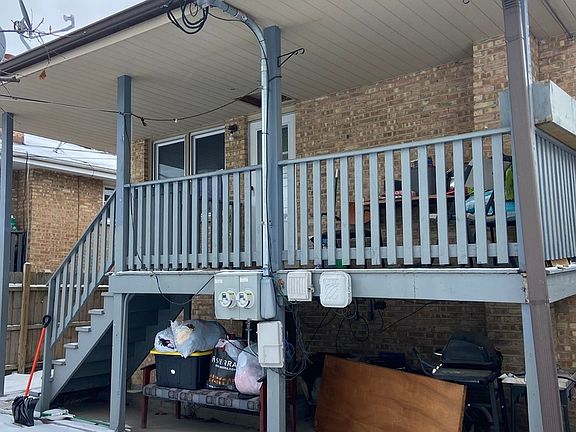 4th image of 3213 Armitage Ave